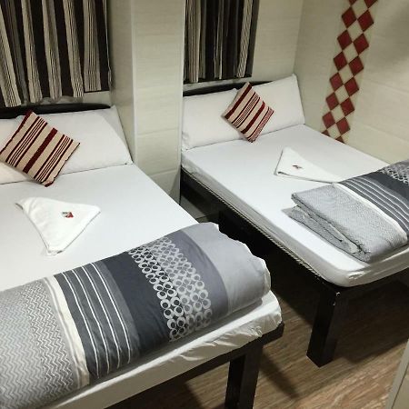 Skyline Hostel Гонконг Экстерьер фото