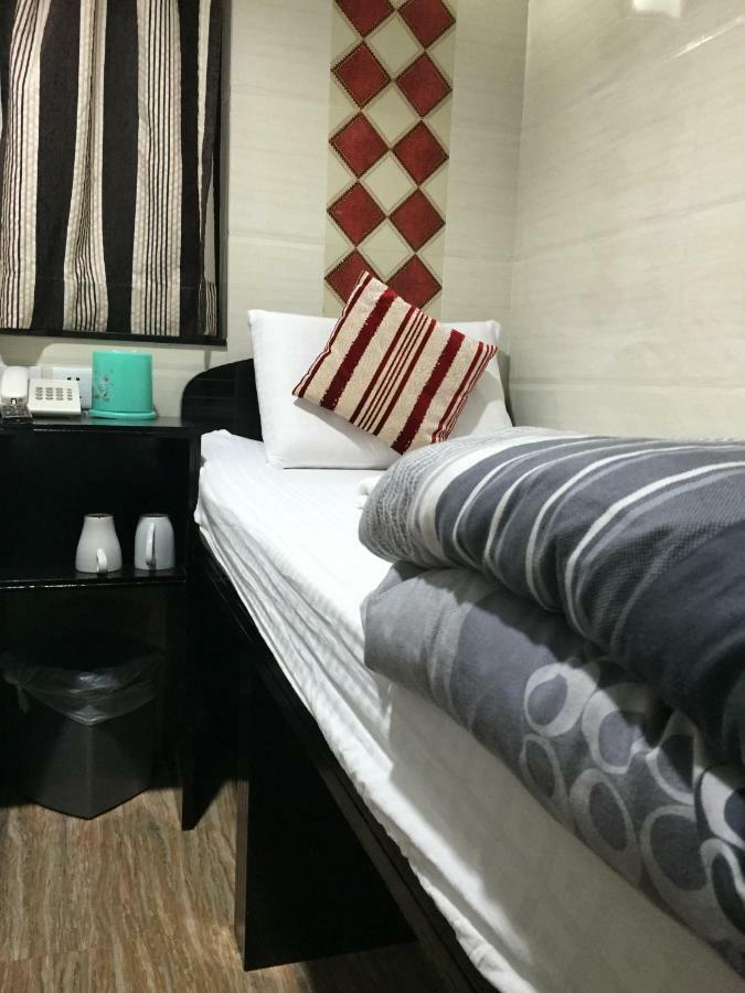 Skyline Hostel Гонконг Экстерьер фото